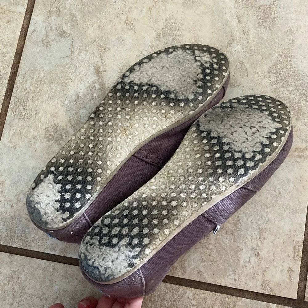 Tom’s Classics Alpargata Shoes Loafers Flats Grey Excellent Conditon Size 8 EUC